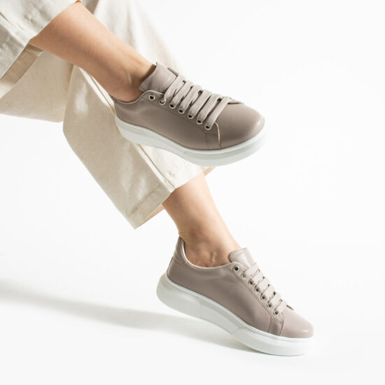 Ελαφριά γυναικεία ταουπ sneakers από φυσικό δέρμα Sneakers γυναικεία πολύχρωμα 2 Alternative view of Ελαφριά γυναικεία ταουπ sneakers από φυσικό δέρμα