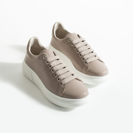 Ελαφριά γυναικεία ταουπ sneakers από φυσικό δέρμα /