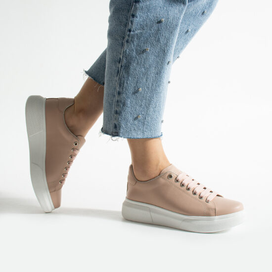 Ελαφριά γυναικεία nude sneakers από φυσικό δέρμα /
