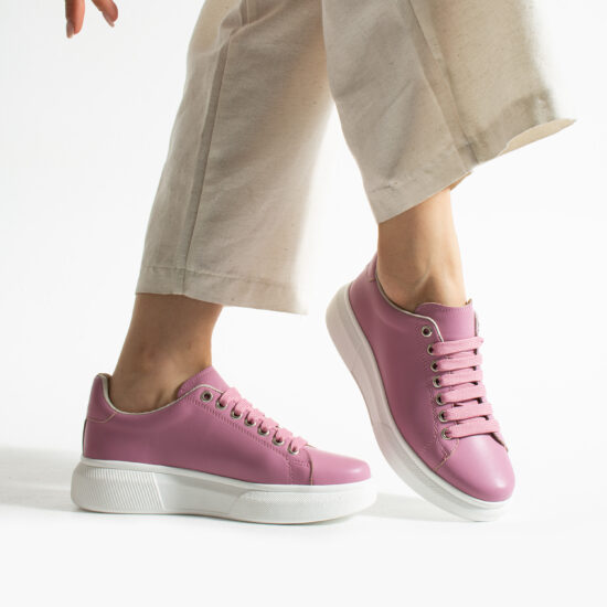 Ελαφριά γυναικεία ροζ sneakers από φυσικό δέρμα Sneakers γυναικεία πολύχρωμα 2 Alternative view of Ελαφριά γυναικεία ροζ sneakers από φυσικό δέρμα