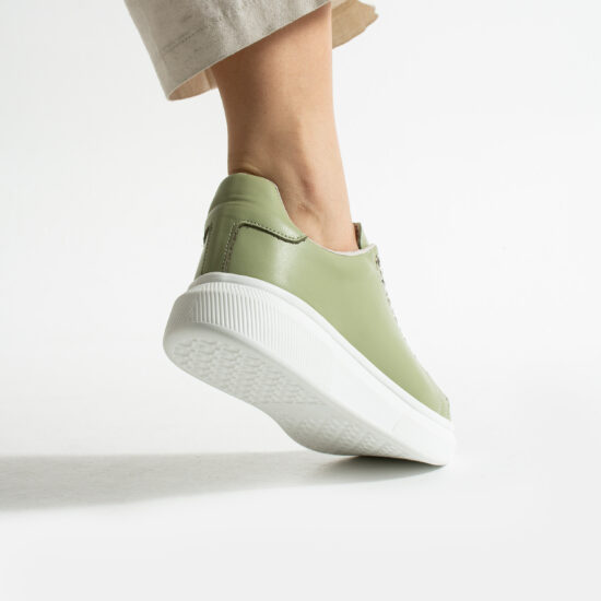 Γυναικεία πράσινα sneakers από φυσικό δέρμα /