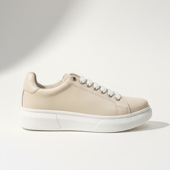 Μπεζ γυναικεία sneakers από φυσικό δέρμα, ελαφριά και άνετα /