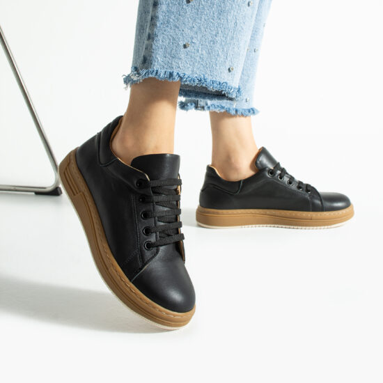 Alternative view of Γυναικεία μαύρα δερμάτινα ανατομικά sneakers