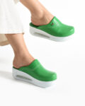 Comfort Green Πράσινα γυναικεία σαμπό εργασίας με πλατφόρμα από οικολογικό δέρμα /